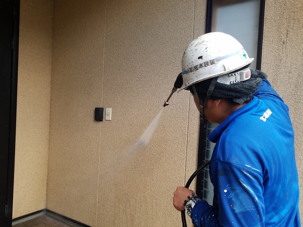熊本県菊池市西寺住宅塗装・塗装前高圧水洗浄