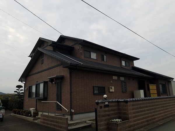 熊本県上益城郡嘉島町　スレート屋根塗装工事　屋根板金部含む