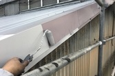 熊本県宇土市　大型スレート屋根遮熱塗装工事　吹いて吹いて吹きました（吹付塗装）