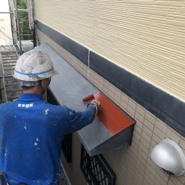 熊本市北区植木･板金ケレン、錆止め及び破風、樋塗装