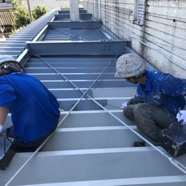 熊本県天草市･折板屋根中塗り完了！