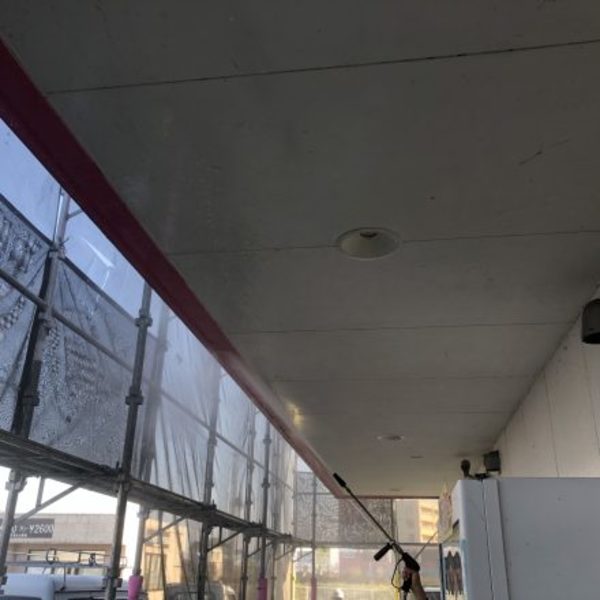 宮崎県都城市･店舗外壁塗装（北面天井、外壁高圧洗浄）
