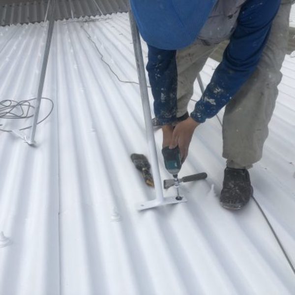 鹿児島県霧島市  スレート屋根塗装工事   吹付け塗装工事完了！