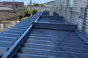熊本県天草市コープ折板屋根塗装工事‐宮本建装塗装部‐の施工後画像