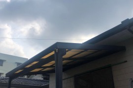 波型タキロン屋根取替工事　熊本市西区島崎　カーポート・テラス屋根の施工前画像