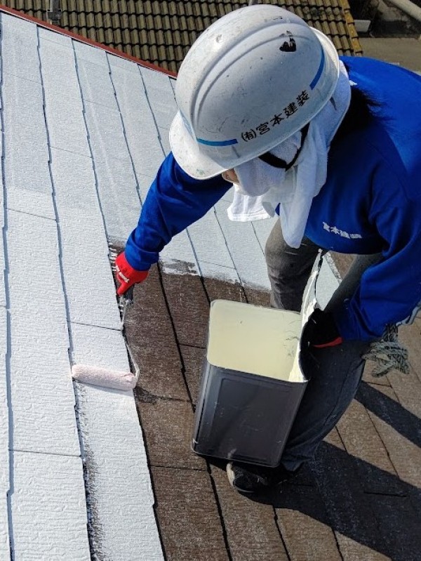 コロニアル屋根塗装　　遮熱下塗り　熊本市北区清水新地