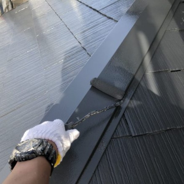 屋根板金塗装　熊本市東区　下屋根上塗り完了！！