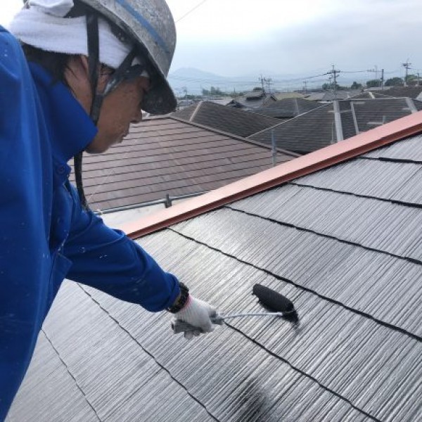 屋根塗装　熊本市東区　屋根中塗り完了！
