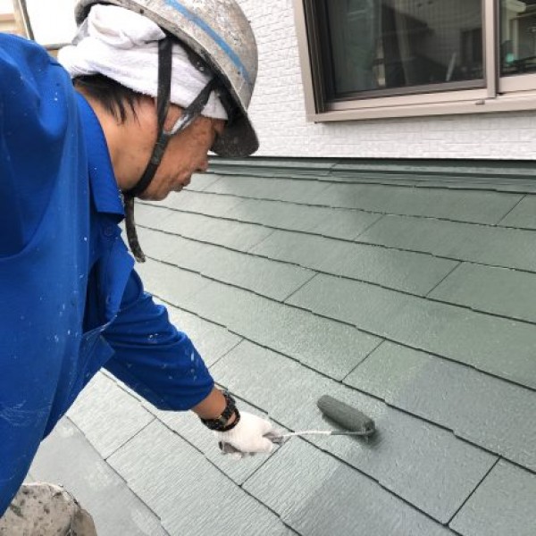 下屋根塗装　熊本県菊陽町　上塗り完了　/ 　ベランダ土間塗装　熊本市北区　土間塗装工事完了
