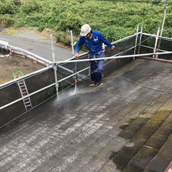 屋根塗装　熊本県大津町　塗装前高圧洗浄