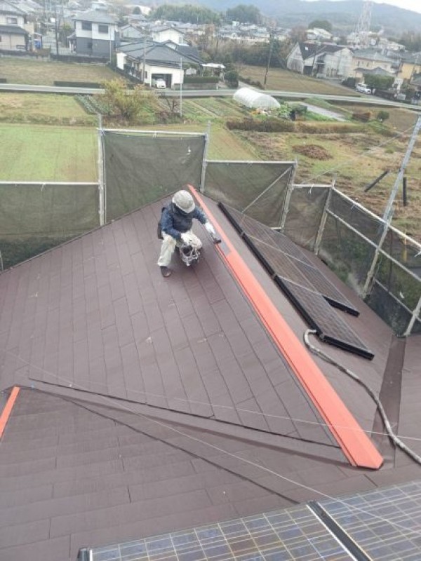 屋根塗装　熊本県宇城市　　屋根、屋根板金　中塗り、上塗り作業